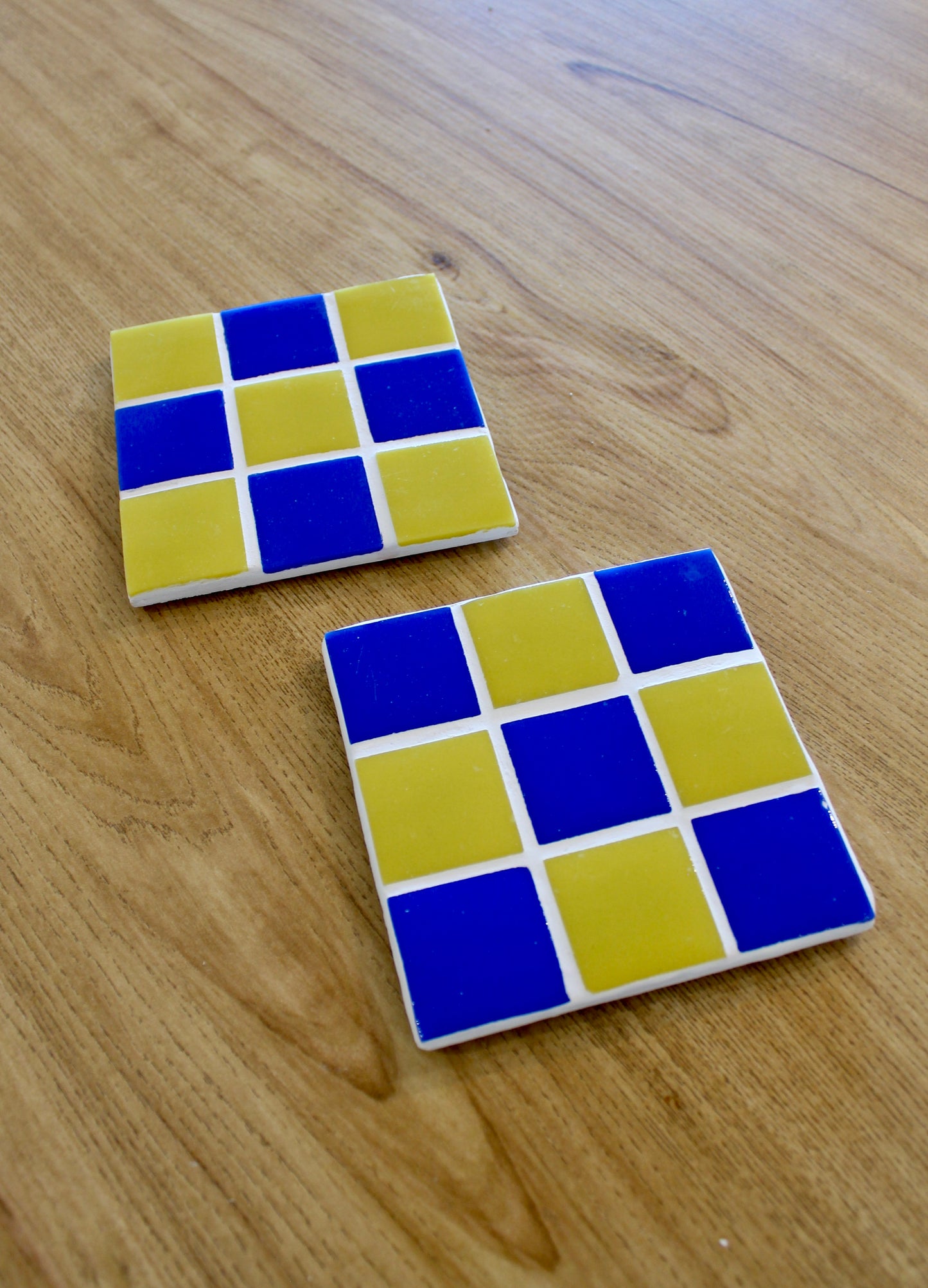 Paire de petits dessous de plat en mosaïque - Jaune et Bleu