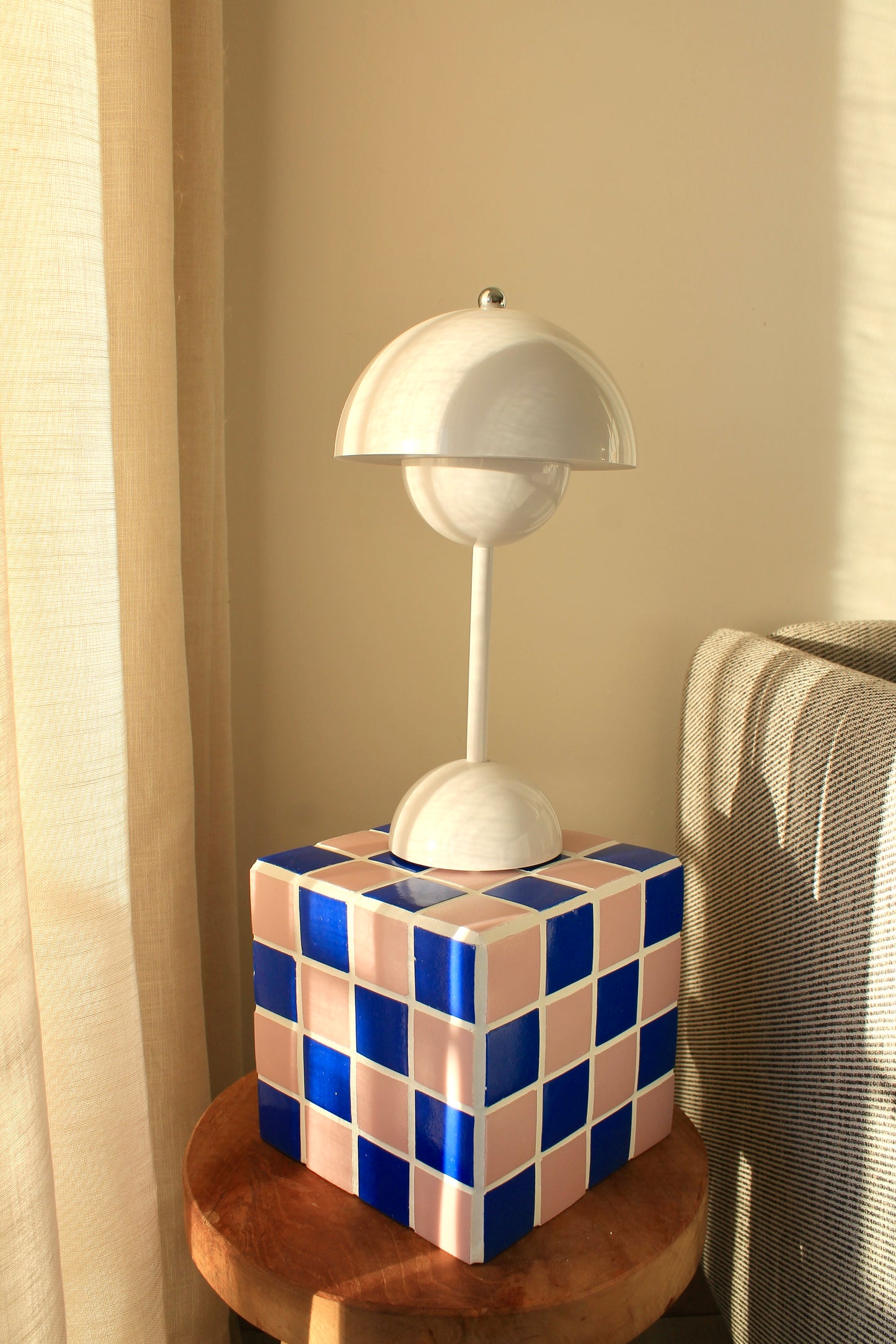 Grande boite/cache pot en mosaïque Bleu Klein et Rose