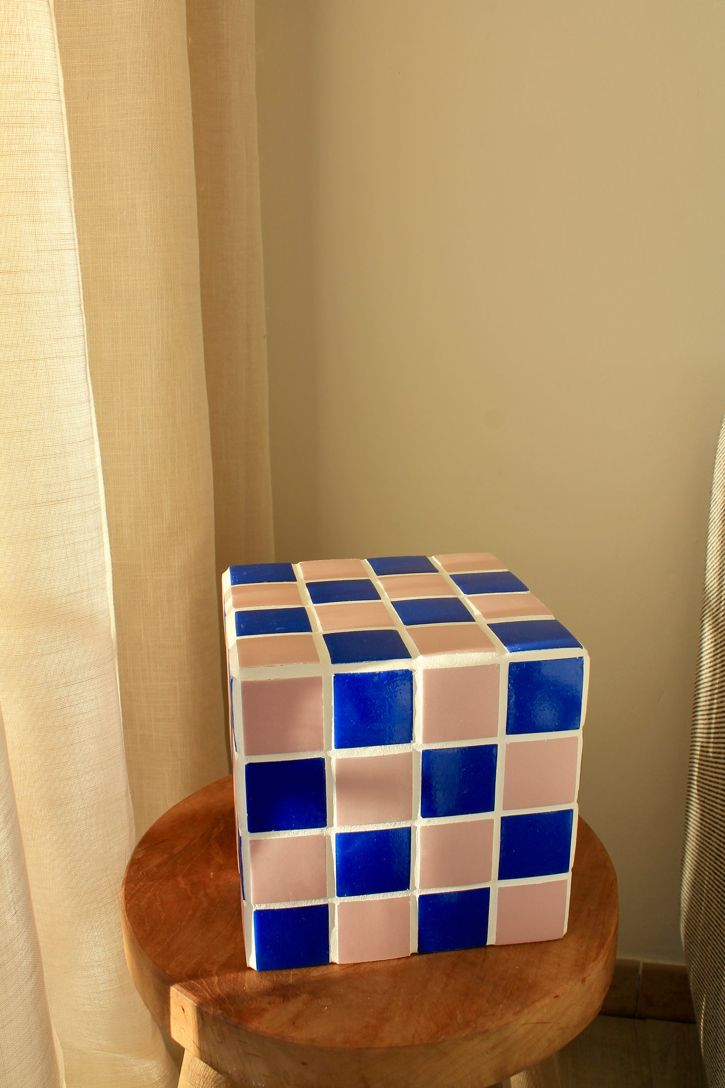 Grande boite/cache pot en mosaïque Bleu Klein et Rose