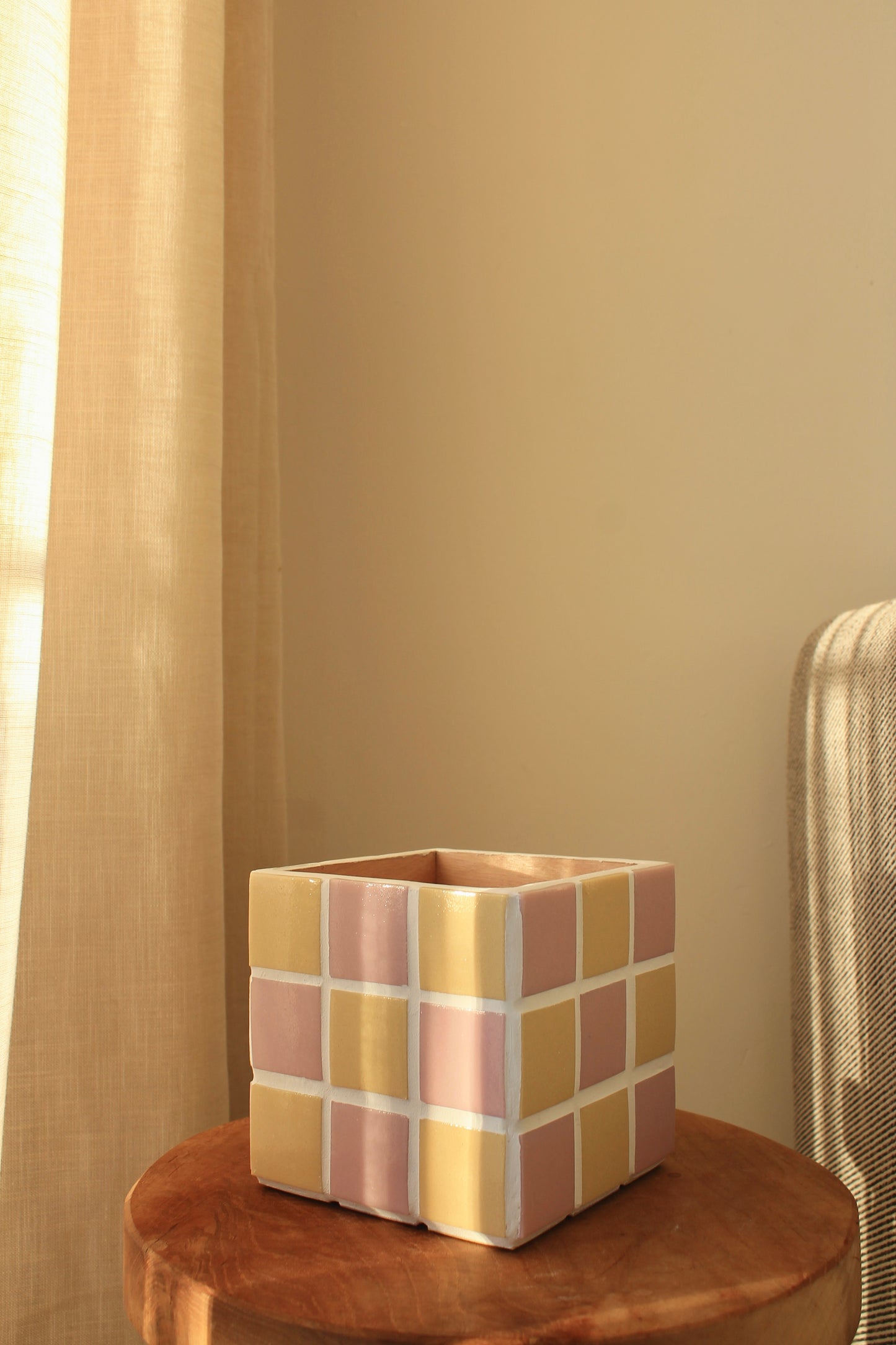 Petite boite/cache pot en mosaïque Rose et Sable