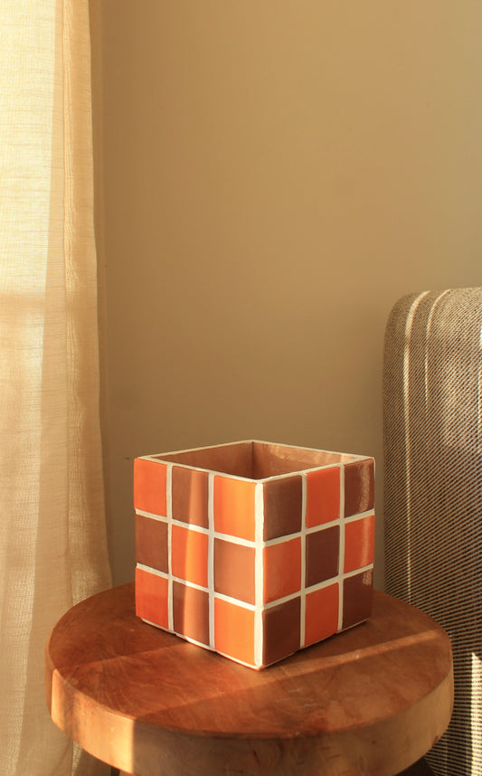 Petite boite/cache pot en mosaïque Orange et Caramel